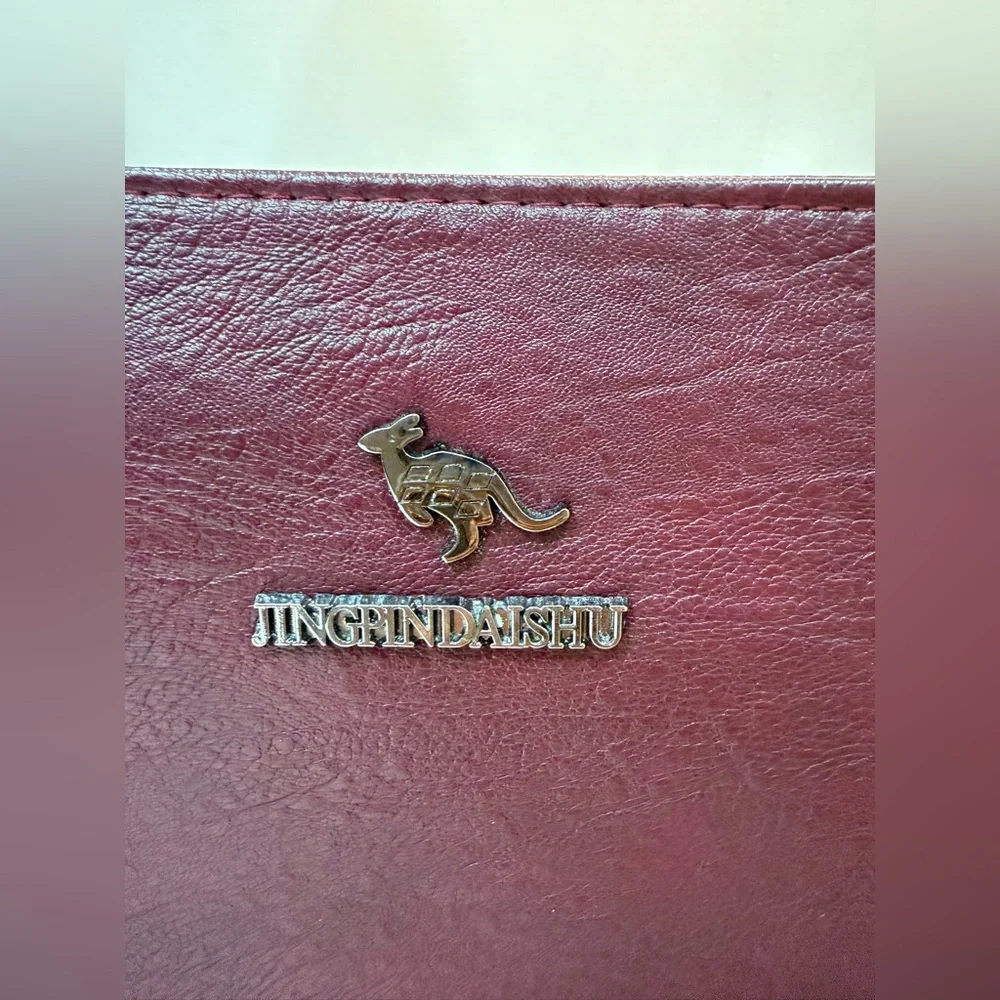 Jingpindaishu Burgundy Leather Crossbody Purse Multi-Compartment Slightly Used - Picture 3 of 11